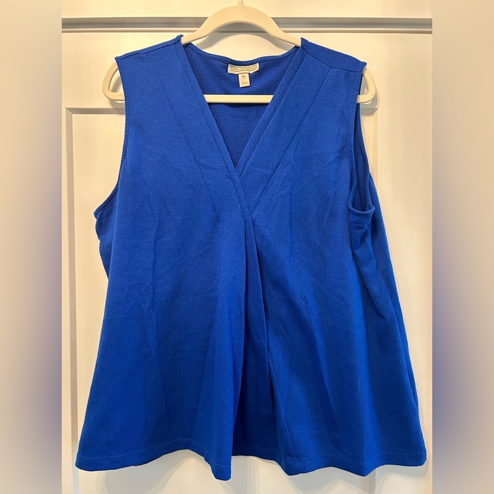 Dana Buchman Royal Blue Sleeveless Blouse